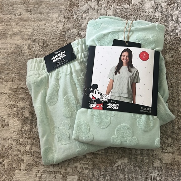 Aldi Disney Collection Shirt and Skort Set - Picture 2 of 2